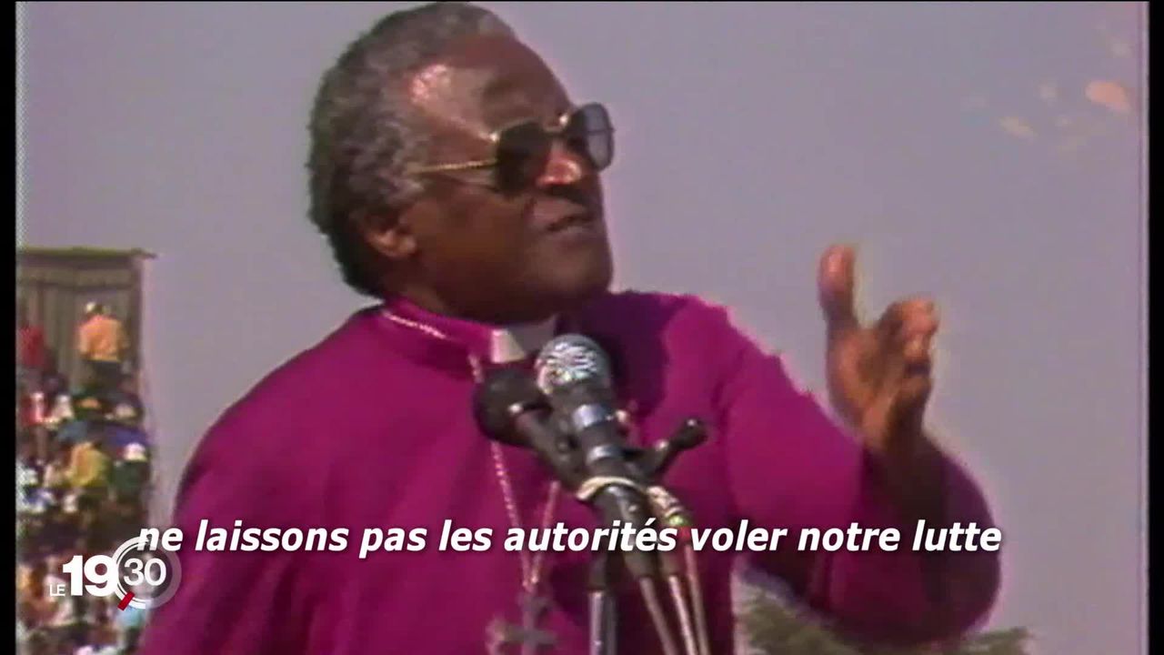 Desmond Tutu, figure du mouvement anti-apartheid et prix Nobel de la paix en 1984, est mort à l'âge de 90 ans. [RTS]
