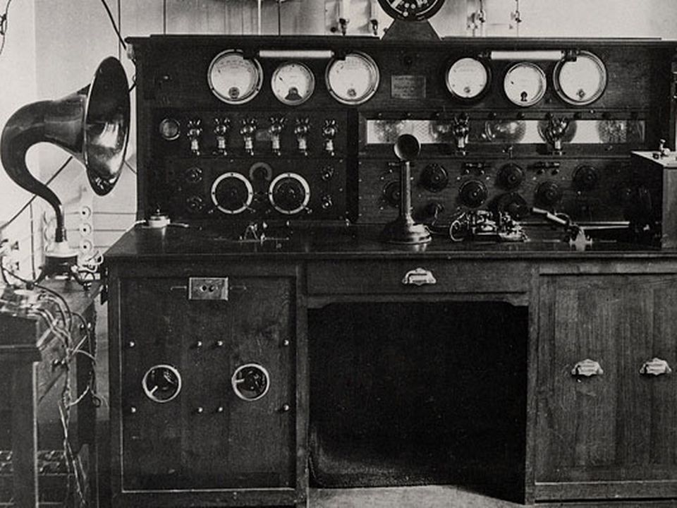 Studio de Radio-Lausanne en 1922 [SRG SSR]