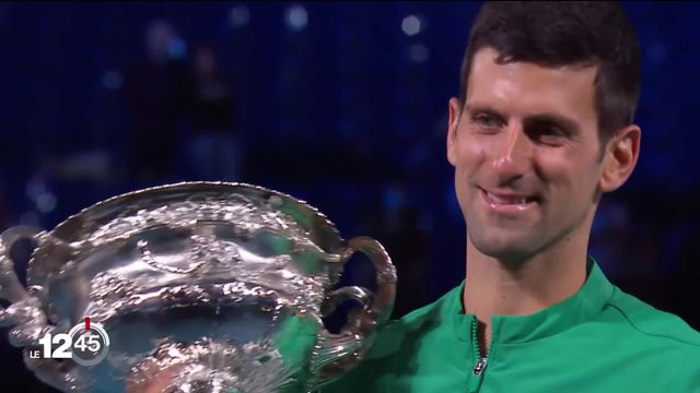 Novak Djokovic remporte une victoire dans son duel contre les autorités australiennes, un juge ayant ordonné sa libération [RTS]