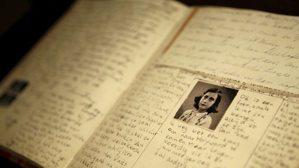 Un notaire juif aurait trahi Anne Frank, selon un ancien agent du FBI [Leo La Valle - EPA]