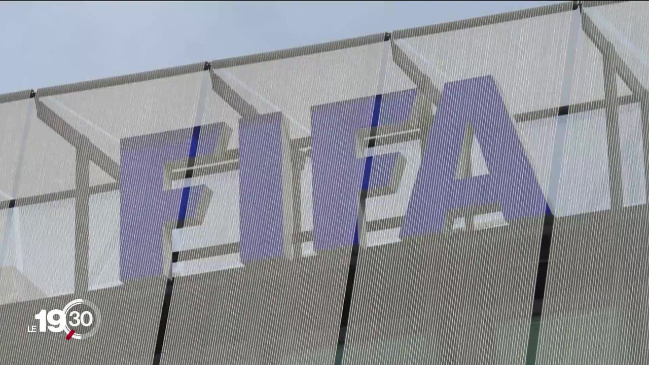 Le déménagement au Qatar du président de la FIFA, Gianni Infantino interroge sur l'avenir de l'organisation en Suisse. [RTS]