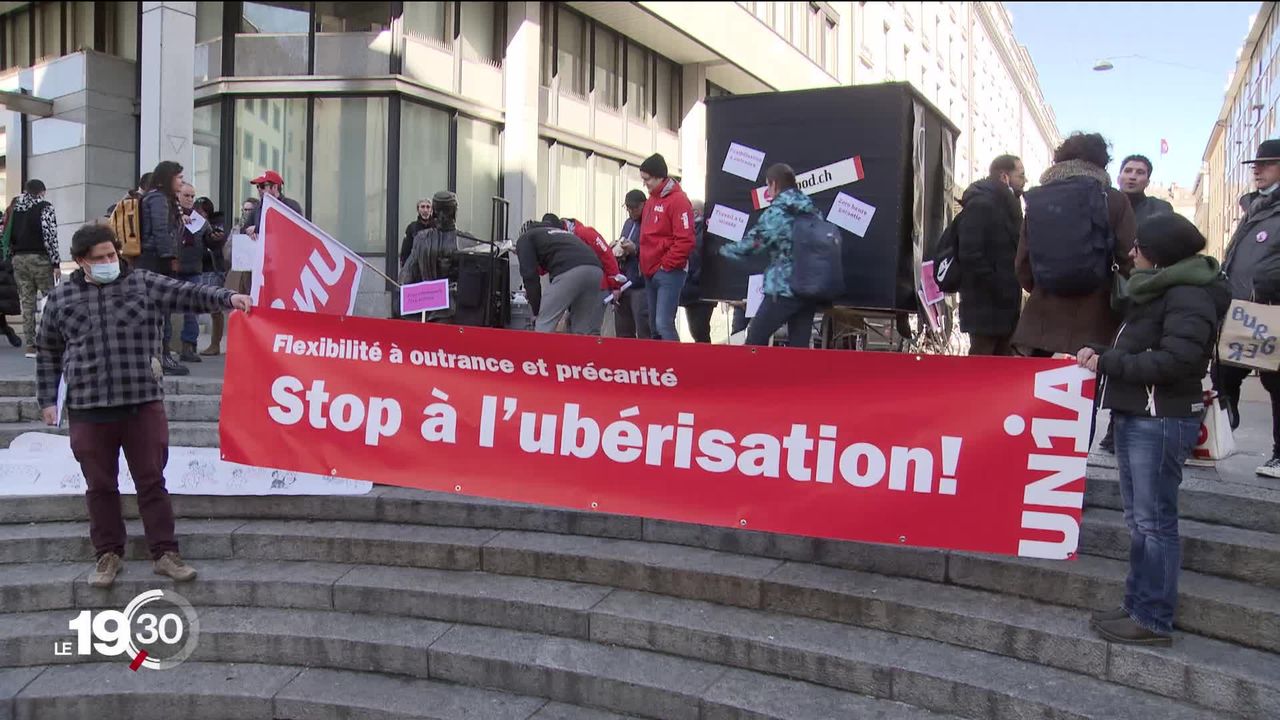 Les livreurs de Smood manifestent à Genève pour de meilleures conditions de travail [RTS]