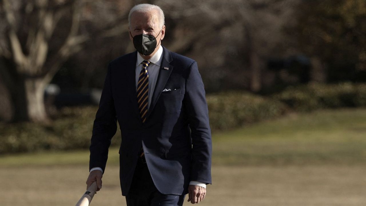 Joe Biden appelle les Américains à quitter l'Ukraine "maintenant". [Anna Moneymaker - AFP]