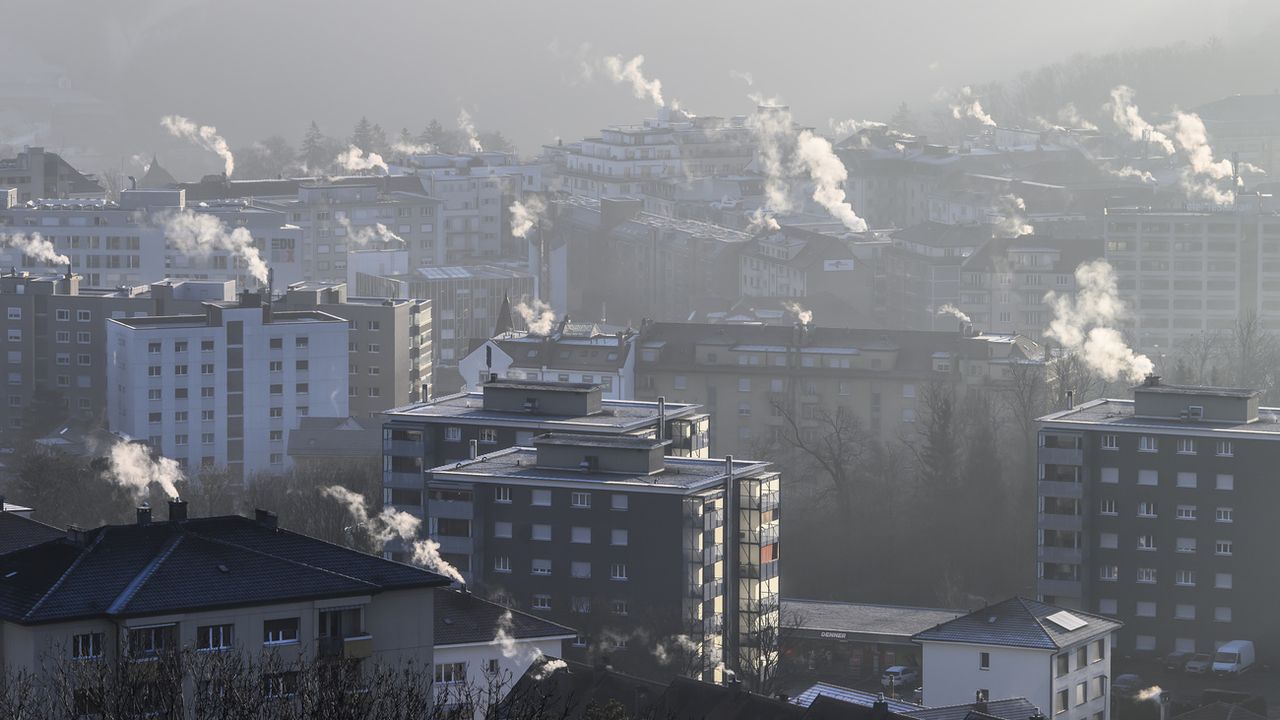 L'empreinte carbone des ménages suisses a reculé de 4% entre 2000 et 2019. [Anthony Anex - Keystone]
