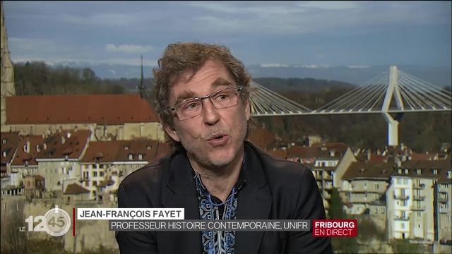 Jean-François Fayet, professeur d’histoire et spécialiste de la Russie, examine les liens économiques qu’entretient le Kremlin avec la Suisse [RTS]
