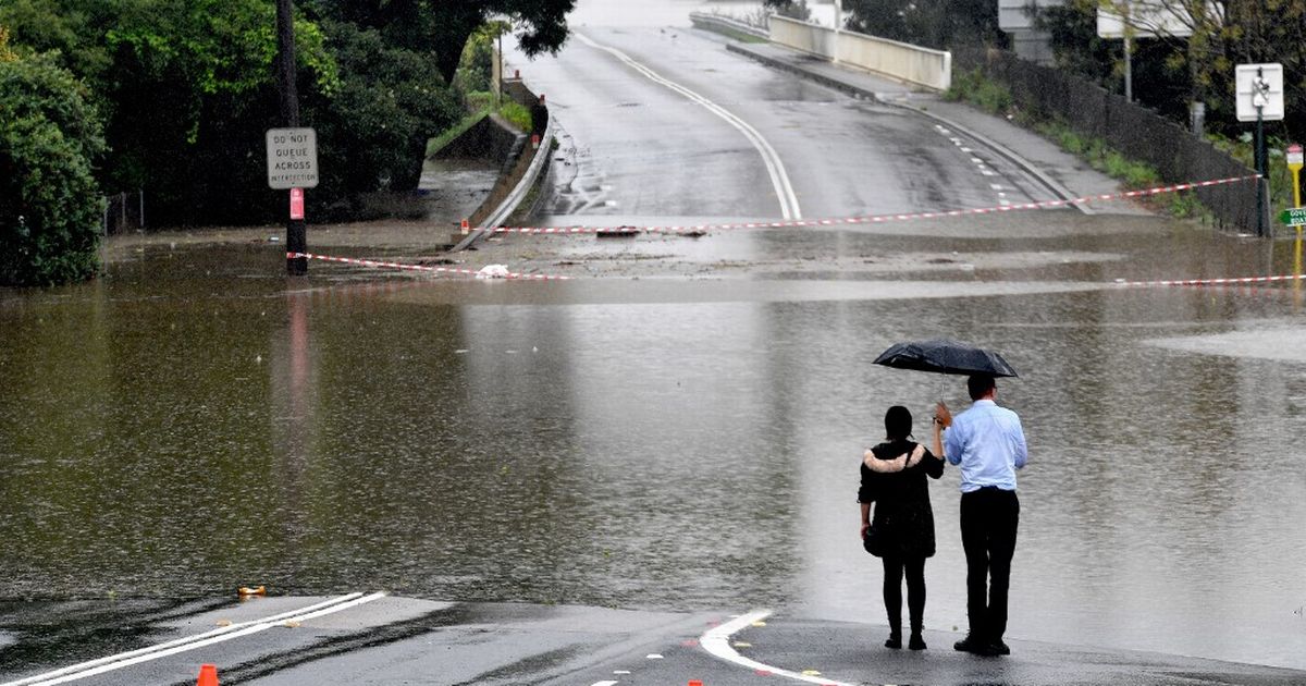 Смертельные наводнения на востоке Австралии – rts.ch