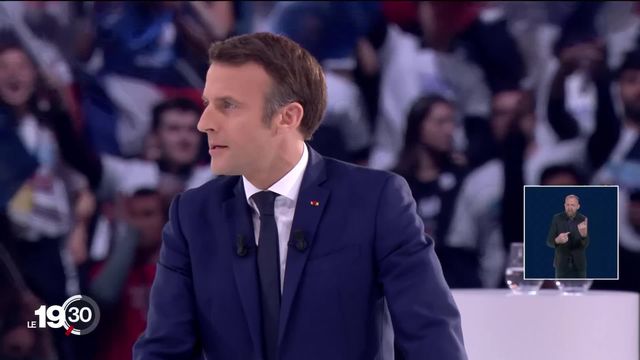 En France, le président-candidat Macron se jette dans l’arène électorale à l’occasion d’un meeting géant à la Défense [RTS]
