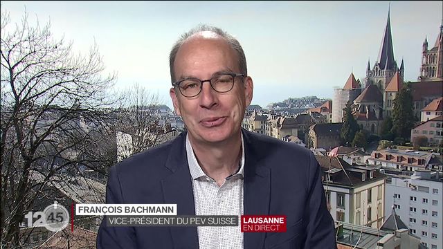 Don d'organes: le regard de François Bachmann, vice-président du PEV Suisse [RTS]