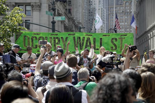 Protest by the Occupy Wall Street movement in 2012. [AP Photo/Seth Wenig - Keystone]