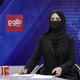 Khatereh Ahmadi, présentatrice de télévision, porte un couvre-chef alors qu'elle lit les informations sur TOLO NEWS, à Kaboul, en Afghanistan, le dimanche 22 mai 2022. [Ebrahim Noroozi - AP Photo/KEYSTONE]