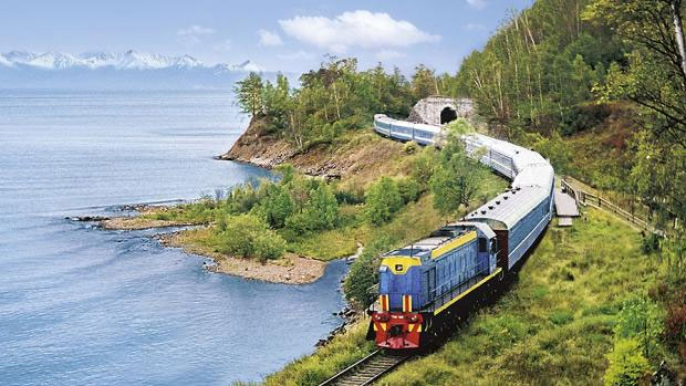 Le Transsibérien, plus longue ligne de chemin de fer du monde relie Moscou à Vladivostok sur plus de 9'000 km. L'itinéraire emprunté par le train "Rossiya" traverse plus de 990 gares.