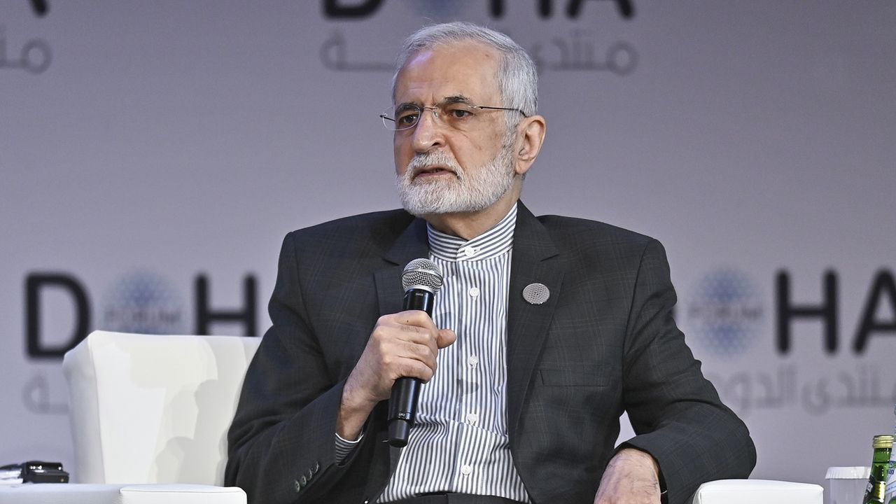 Selon Kamal Kharrazi, président du Conseil stratégique iranien des relations internationales, l'Iran peut fabriquer une bombe nucléaire. [Noushad Thekkayil - Keystone]