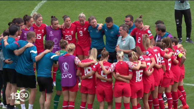 Euro féminin 2022 : retour en image sur le parcours de l'équipe de Suisse, après son élimination en phase de groupe. [RTS]