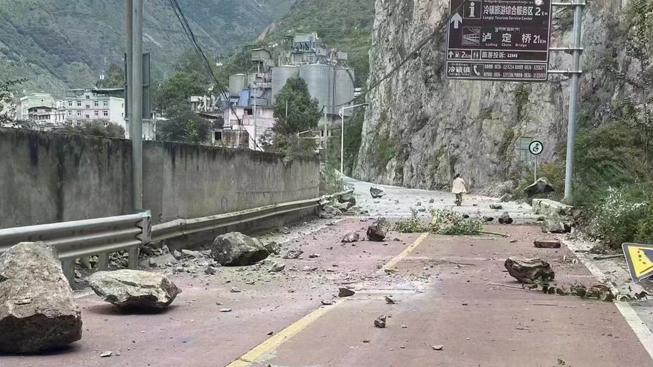 Des images des dégats provoqués par un séisme près du village de Lengqi, dans le Sichuan, en Chine, le 5 septembre 2022. [AFP]