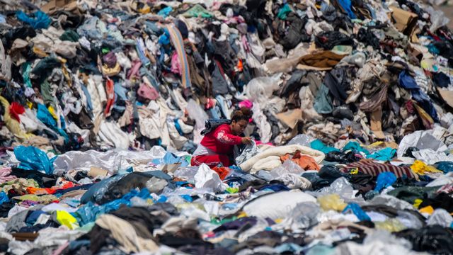 Peut-on s'habiller sans polluer? [Martin Bernetti/ AFP]