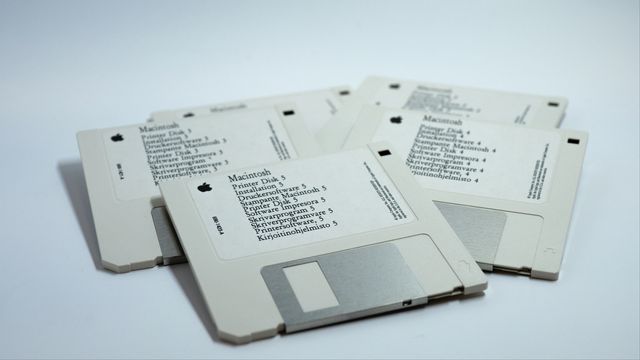 Une relique de l'antiquité numérique: la disquette [Brett jordan - Unsplash]