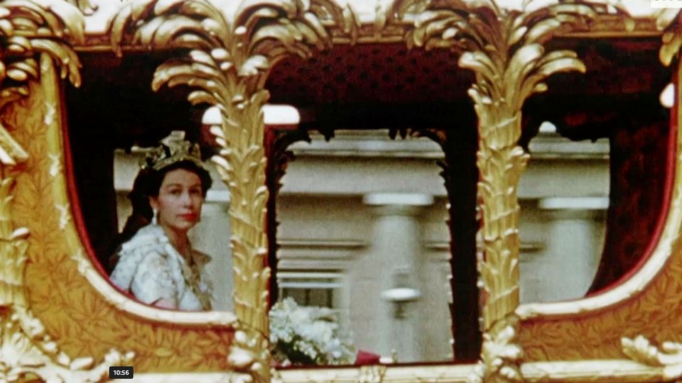 Elizabeth II story of a coronation [RTS]