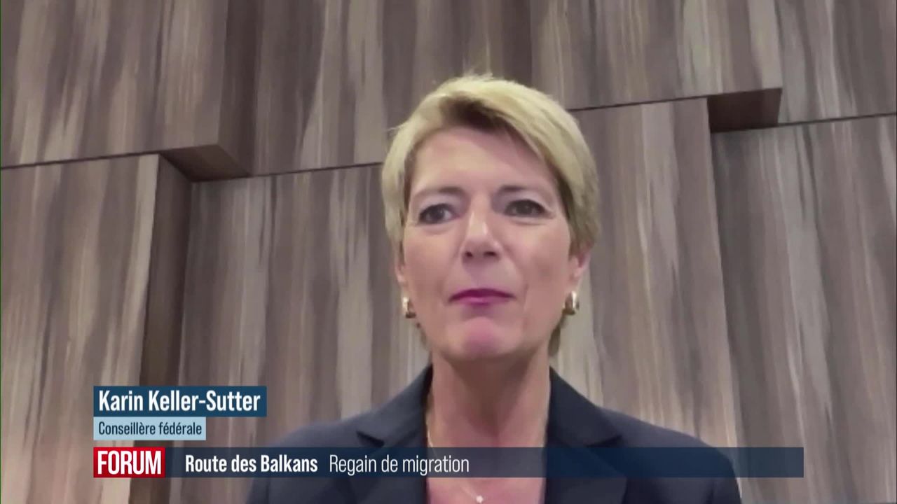 Un sommet à Sarajevo pour la gestion de flux de migration des Balkans; interview de Karin Keller-Sutter [RTS]