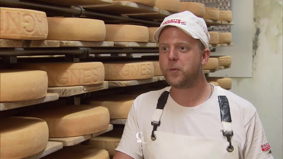 Interview with Jonathan Baillifard, Verbier cheese dairy manager [RTS]