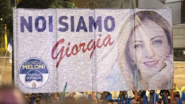 "Nous sommes Giorgia" au meeting de fermeture de Fratelli d'Italia, à Rome, le 22 septembre 2022. [Eliano Imperato / Controluce - AFP]