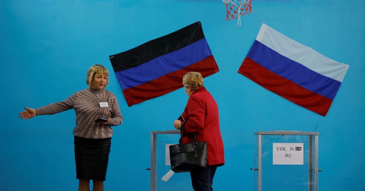 Pro-russische Behörden beanspruchen bei Referenden zur Annexion in 4 Regionen den Sieg für „Ja“.