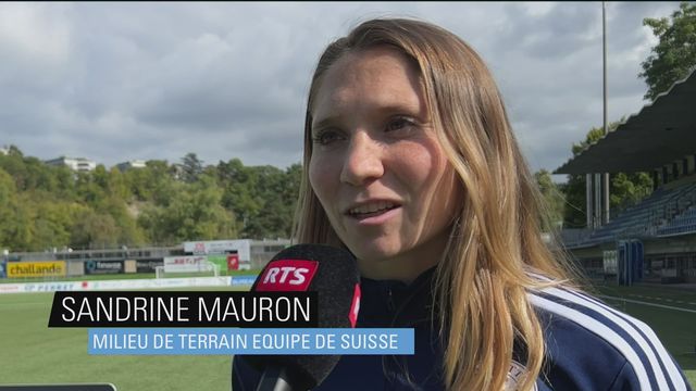 Football: On a tout pour bien faire (Sandrine Mauron, équipe nationale) [RTS]