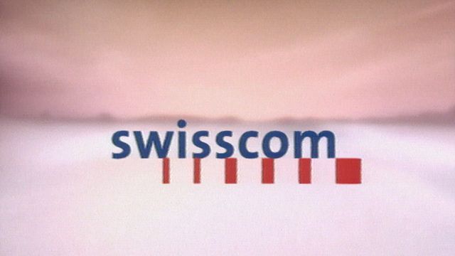 En 1997, Telecom PTT change de nom pour devenir Swisscom et perd son statut d'entreprise publique. [RTS]