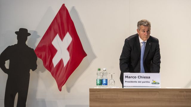 Le président de l'UDC Marco Chiesa devant les délégués à Reussbühl (LU), 22.10.2022. [Urs Flüeler - Keystone]