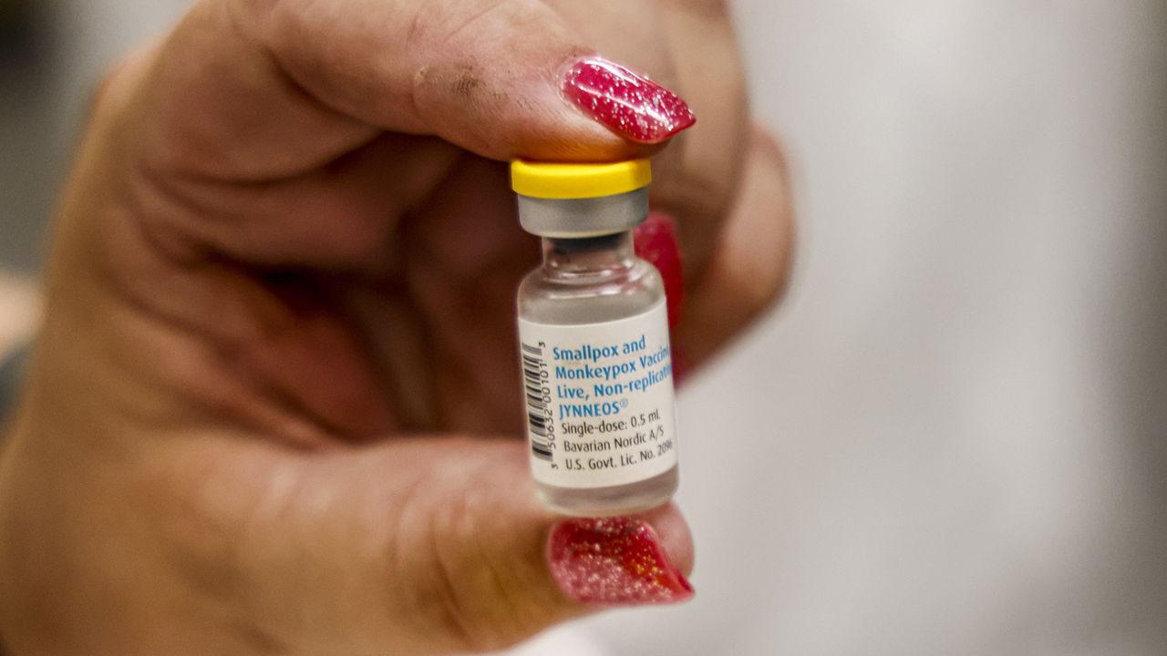 Une dose de vaccin contre la variole du singe. [Nell Redmond - Keystone/AP]