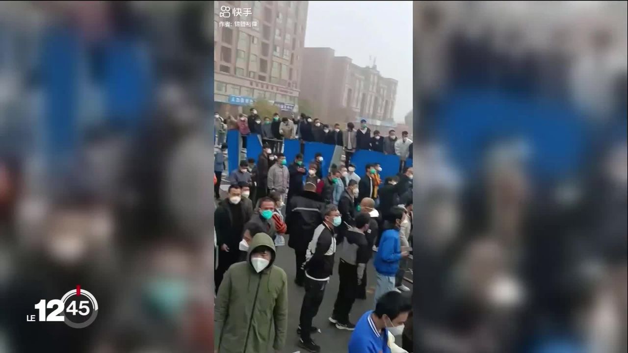 Un incendie mortel dans le Xinjiang, dans le nord-ouest de la Chine, a attisé la colère contre la politique «zéro Covid», accusée d’avoir ralenti les secours. [RTS]