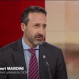 Robert Mardini, directeur général du CICR, répond aux critiques qui visent l'organisation en Ukraine [RTS]