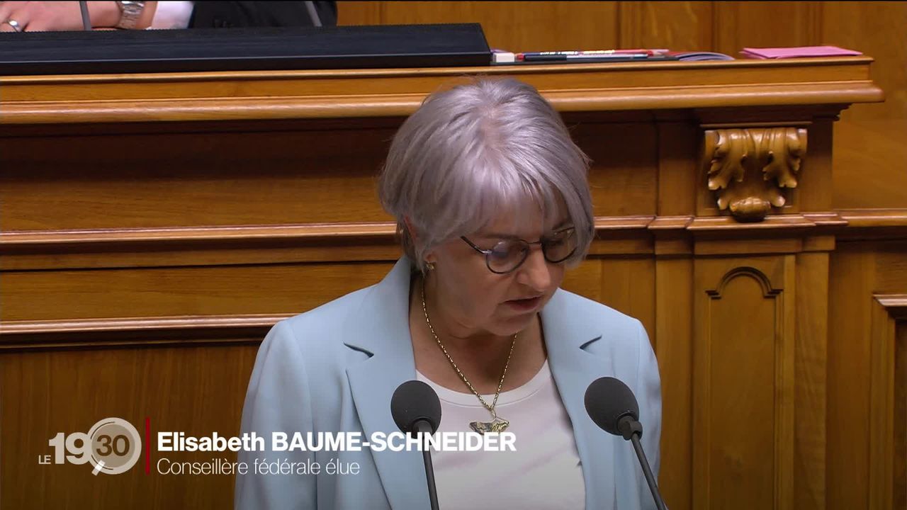 Elisabeth Baume-Schneider entre dans l'histoire, 10e femme élue au Conseil fédéral et la première à représenter le Jura [RTS]