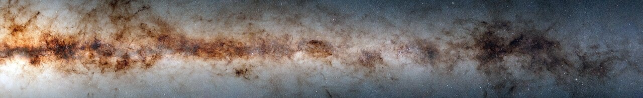 The gargantuan study of the Milky Way's galactic plane contains 3.32 billion celestial objects, arguably the largest catalog of its kind to date.  This image has a resolution of 4000 pixels in order to be accessible on smaller devices. [M. Zamani & D. de Martin (NSF’s NOIRLab) - DECaPS2/DOE/FNAL/DECam/CTIO/NOIRLab/NSF/AURA]
