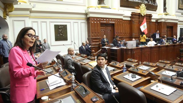 Le Parlement du Pérou a rejeté samedi la demande formulée par la présidente d'avancer à décembre 2023 les élections générales pour tenter de sortir le pays de la crise politique. [EPA/Keystone]