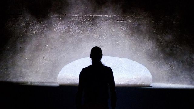 "Le Chant du Levain" est une performance boulangère multi-sensorielle de la Compagnie MG, du 26 janvier au 5 février 2023 au Théâtre 2.21 à Lausanne. [Anne Voeffray - Théâtre 2.21]