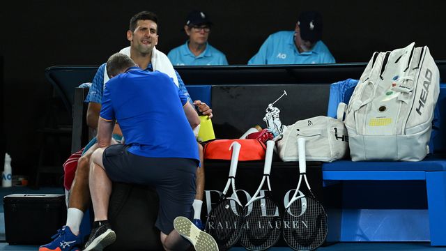 Djokovic n'a rien lâché à Melbourne malgré sa blessure. [Lukas Coch - Keystone]