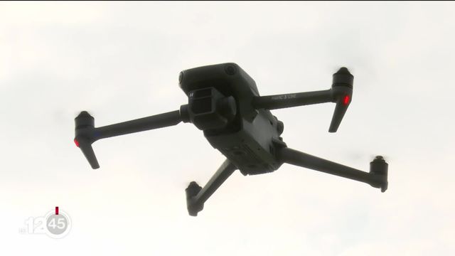 Nouvelle législation sur les drones: les règles se renforcent en Suisse [RTS]