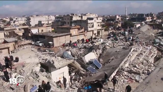 Les Syriens demandent l'aide des secours internationaux dans la zone du séisme tenue par les rebelles [RTS]