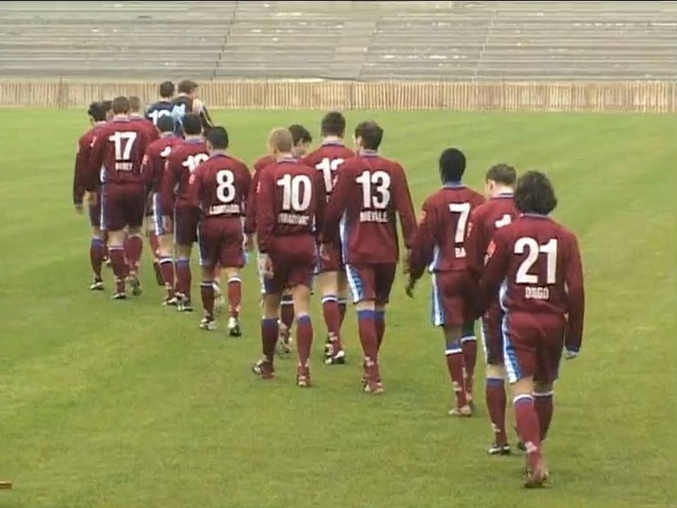 Les joueurs du FC Servette découvrent le stade de la Praille [RTS]