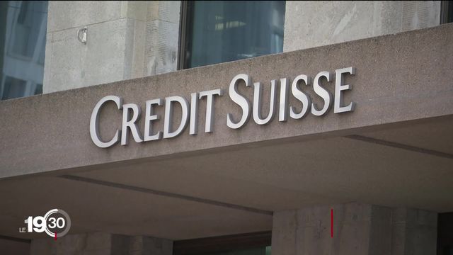 Le soutien massif de la Banque nationale suisse à Credit Suisse semble avoir rassuré les clients, mais les marchés financiers sont toujours perturbés. [RTS]