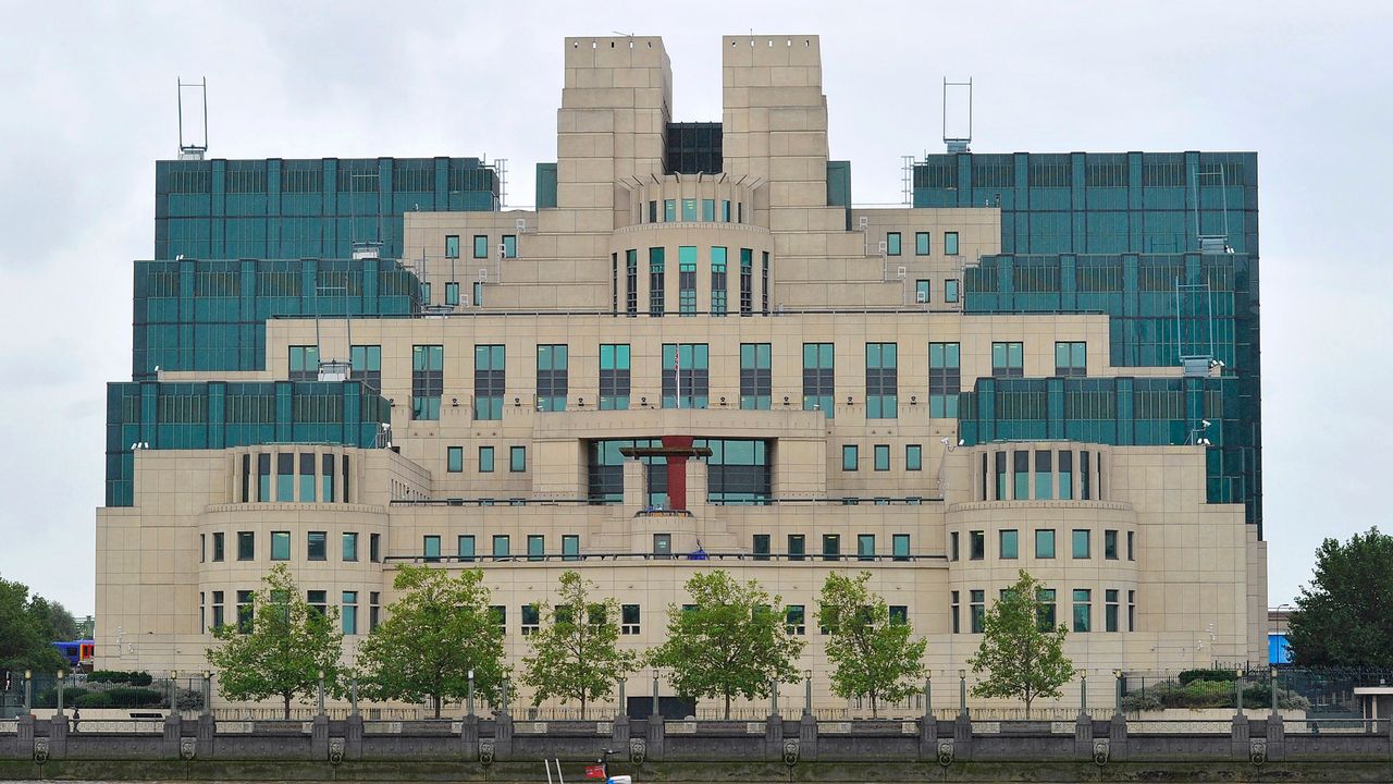 Le bâtiment des services de renseignement britanniques à Londres. [Toby Melville - Reuters]