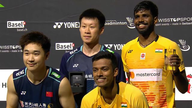 Bâle, finale double messieurs, Ren-Tan (CHN) - Ranki-Shetty (IND) (19-21, 21-24): victoire de la paire indienne [RTS]