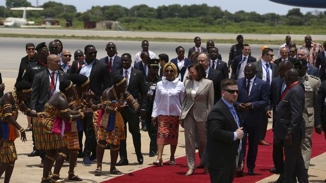 La vice-présidente américaine Kamala Harris au Ghana pour une visite diplomatique. [Misper Apawu - Keystone]