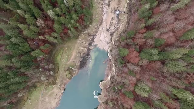 Un chemin d'accès aux rives du Doubs a permis l'exploitation de la force motrice de l'eau au 18e [RTS]