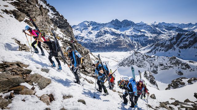 Le passage de la Rosablanche, dont le point culminant est situé à 3'191m d'altitude, est un moment crucial de la Patrouille des Glaciers. [Valentin Flauraud - Keystone]