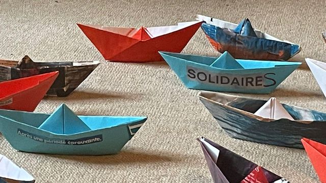 Petits bateaux en papier plié [LDD - LDD]