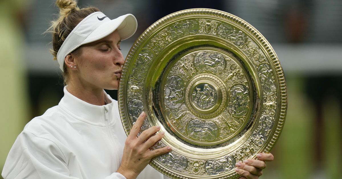 Marketa Vondrousova remporte Wimbledon après une finale intense contre Ons Jabeur
