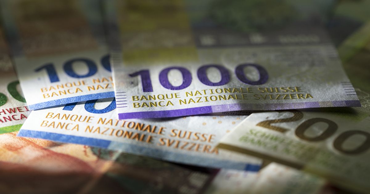 Quelle décision la Banque nationale suisse va-t-elle prendre face à la hausse des taux directeurs de la Fed et de la BCE?