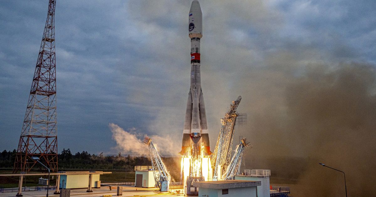 La Russie lance sa première sonde lunaire en près de 50 ans