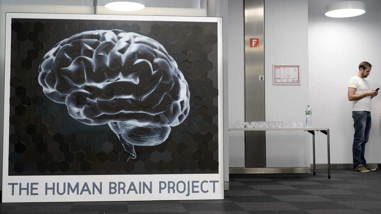Après dix ans, le projet de pharaonique de recherche sur le cerveau Human Brain Project arrive à son terme fin septembre. [Laurent Gillieron - Keystone]